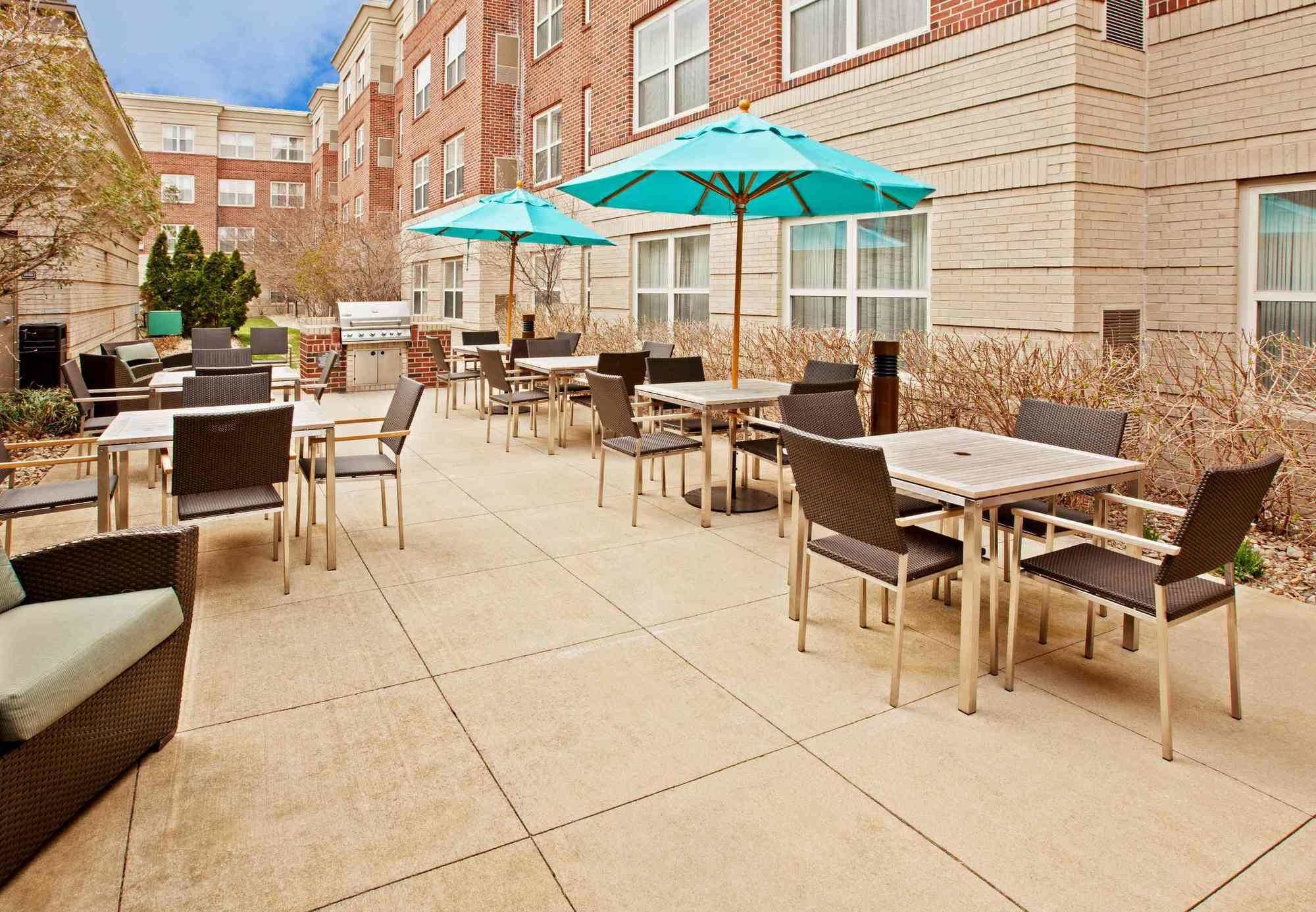 Residence Inn Indianapolis Кармел Екстериор снимка