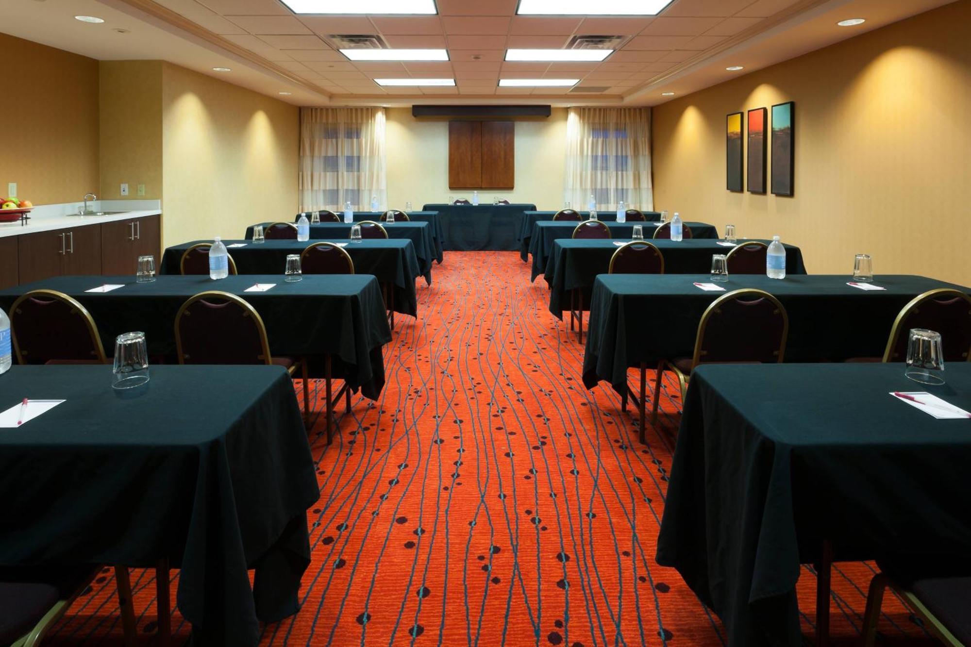 Residence Inn Indianapolis Кармел Екстериор снимка